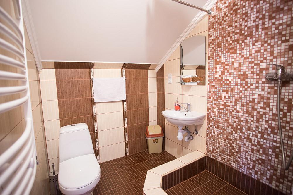 Goldenluxe Hotel แบรฮอฟ ภายนอก รูปภาพ